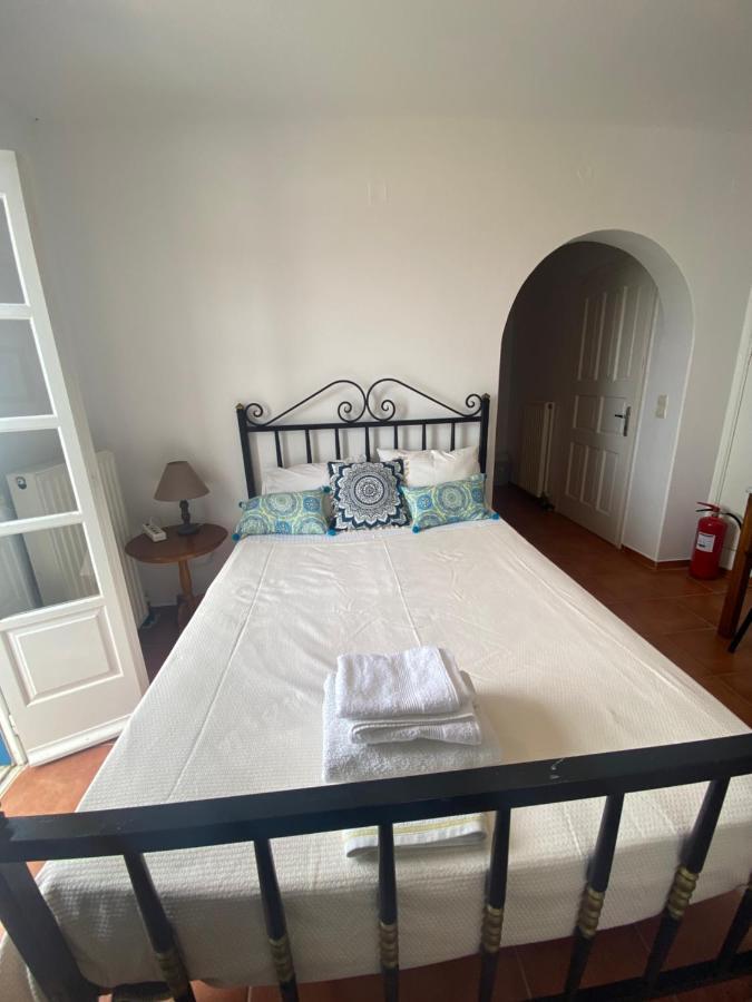 Aeolos Apartments Akrotiri  Ngoại thất bức ảnh