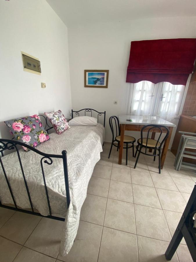 Aeolos Apartments Akrotiri  Ngoại thất bức ảnh